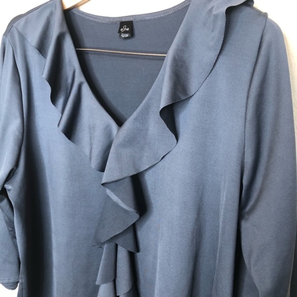eShe Gray Ruffle 3/4 Sleeve Top - Picture 4 of 6